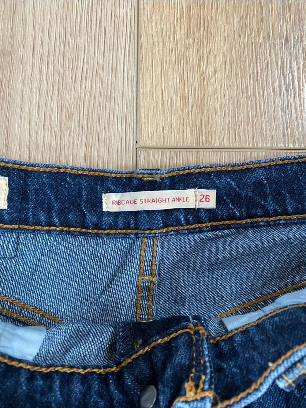 Levi's Ribcage Straight Ankle Jeans - Dark wash